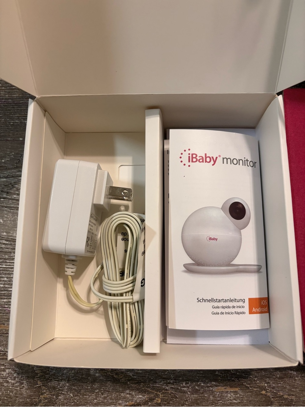 iBaby Baby Monitor - White and Cream Nursery Camera - Picture 4 of 10
